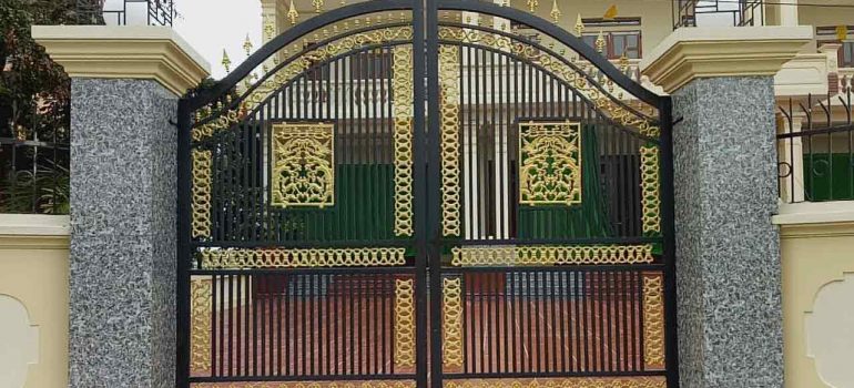Mẫu cổng nhà đẹp thiết kế đơn giản